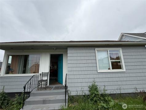 1210 E 35th Street Tacoma WA 98404