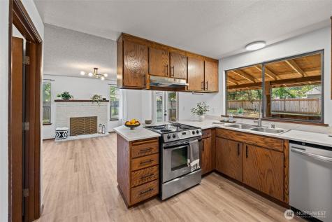 420 160th Street E Tacoma WA 98445