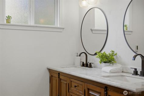 10612 Lake Steilacoom Drive SW Lakewood WA 98498
