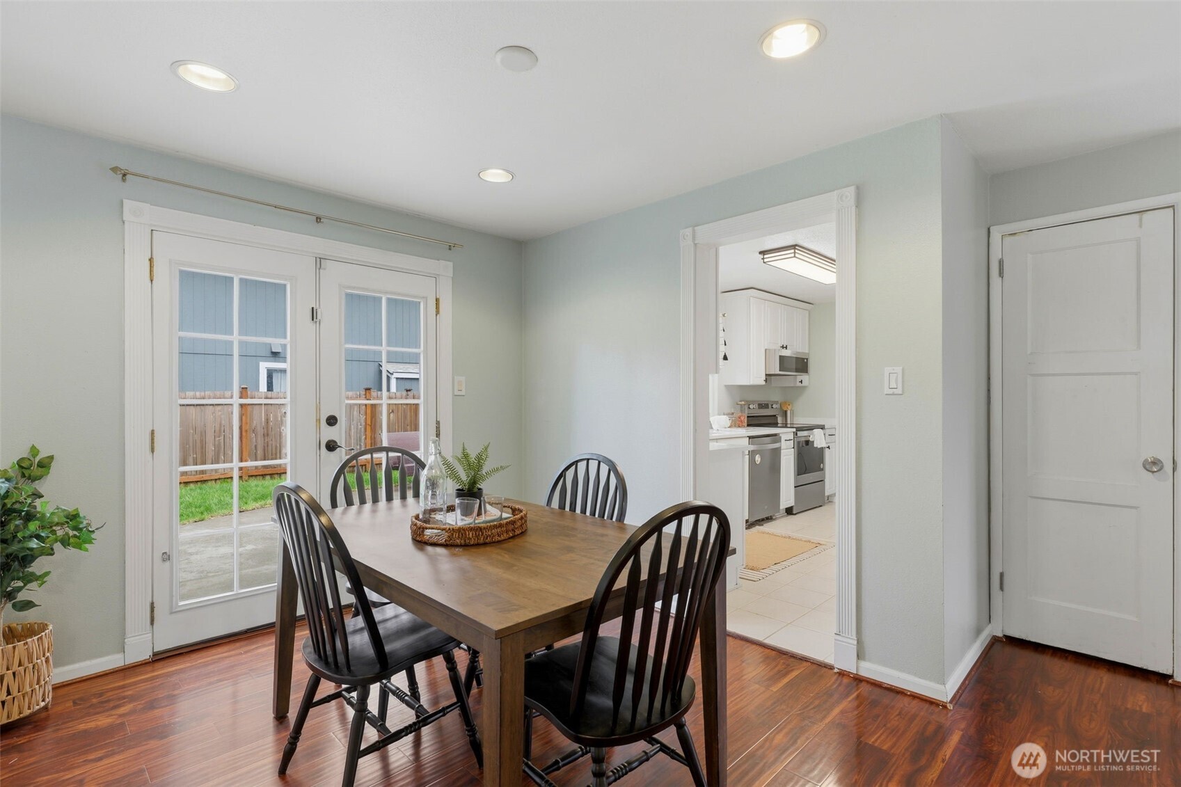 10612 Lake Steilacoom Drive SW Lakewood WA 98498