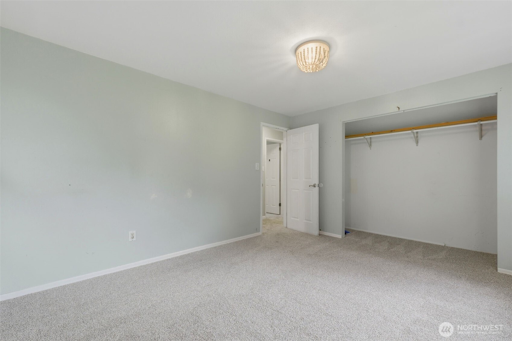 10612 Lake Steilacoom Drive SW Lakewood WA 98498