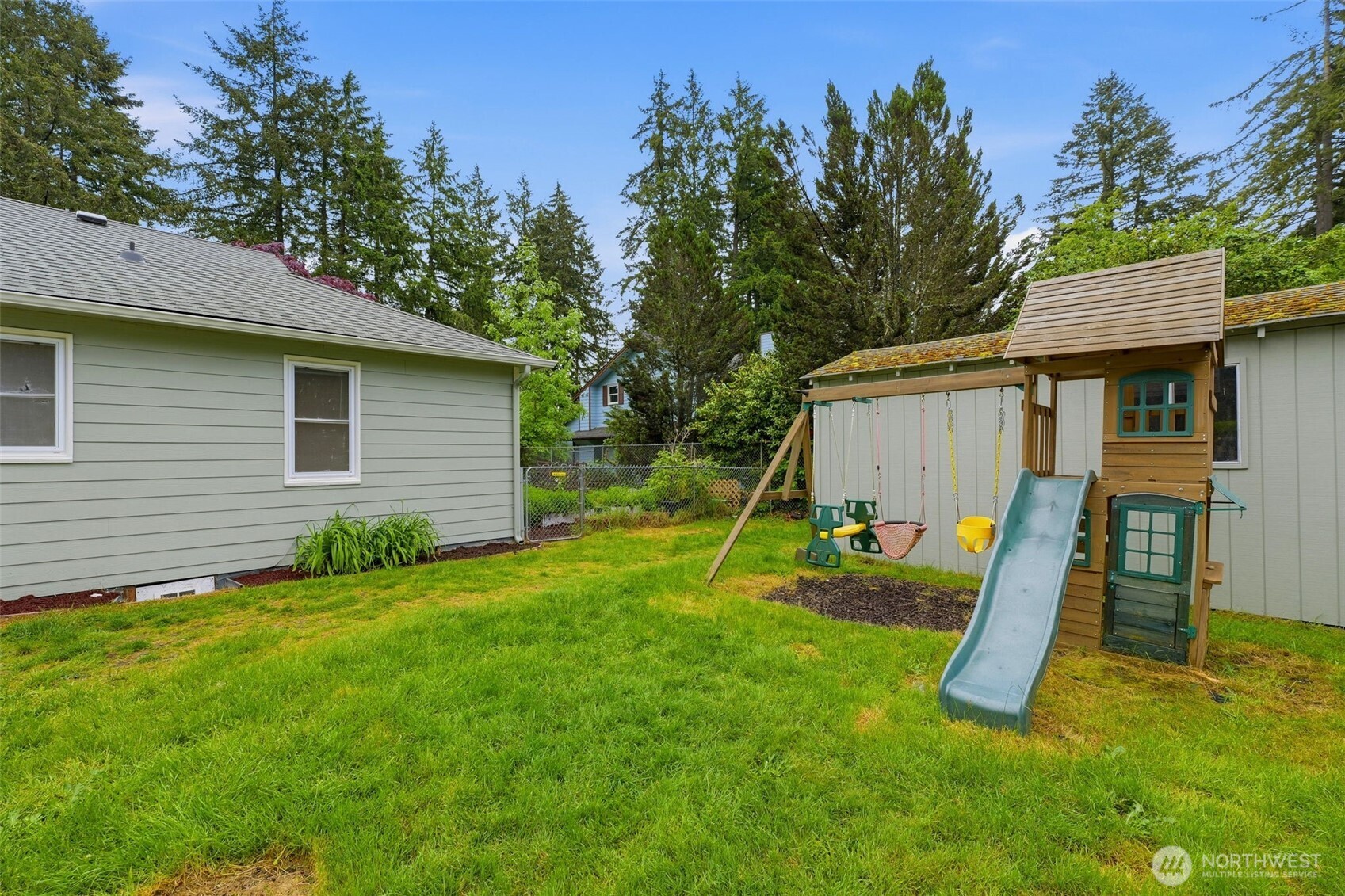 10612 Lake Steilacoom Drive SW Lakewood WA 98498