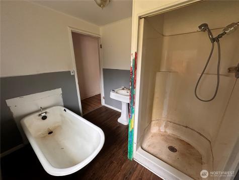 310 Butte Creek Road Raymond WA 98577