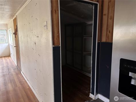 310 Butte Creek Road Raymond WA 98577
