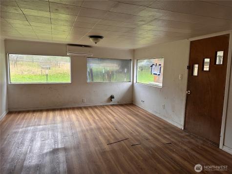 310 Butte Creek Road Raymond WA 98577