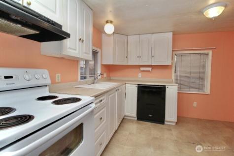 2424 S 260th Street Kent WA 98032