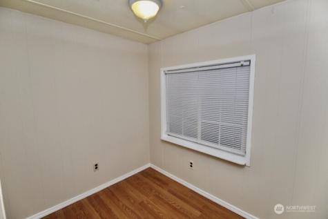 2424 S 260th Street Kent WA 98032