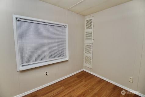 2424 S 260th Street Kent WA 98032
