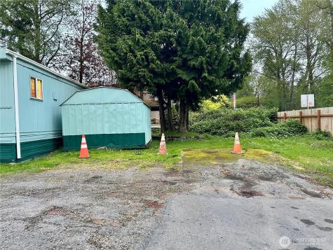 2424 S 260th Street Kent WA 98032