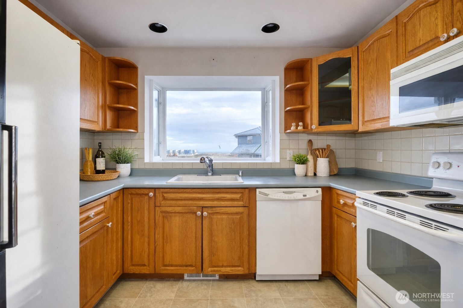 1648 Harbor Seal Drive Point Roberts WA 98281