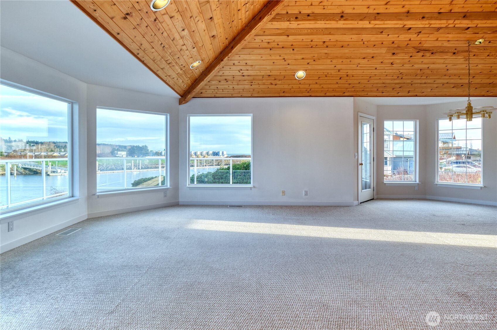 1648 Harbor Seal Drive Point Roberts WA 98281