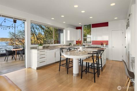 3903 48th Avenue S Seattle WA 98118