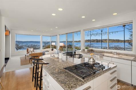 3903 48th Avenue S Seattle WA 98118