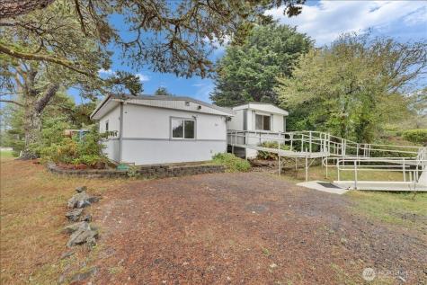 507 W Veterans Avenue Westport WA 98595