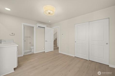 16823 Alder Way Lynnwood WA 98037