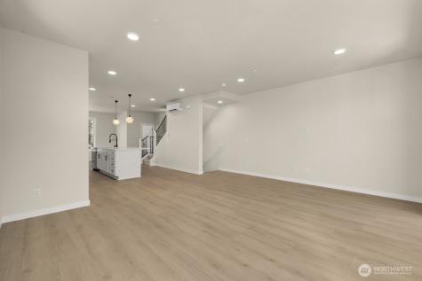 16823 Alder Way Lynnwood WA 98037