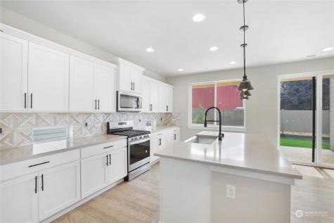 8212 9th Place Se Lake Stevens WA 98258