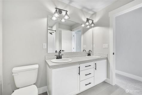 8212 9th Place Se Lake Stevens WA 98258
