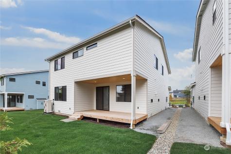 8212 9th Place Se Lake Stevens WA 98258
