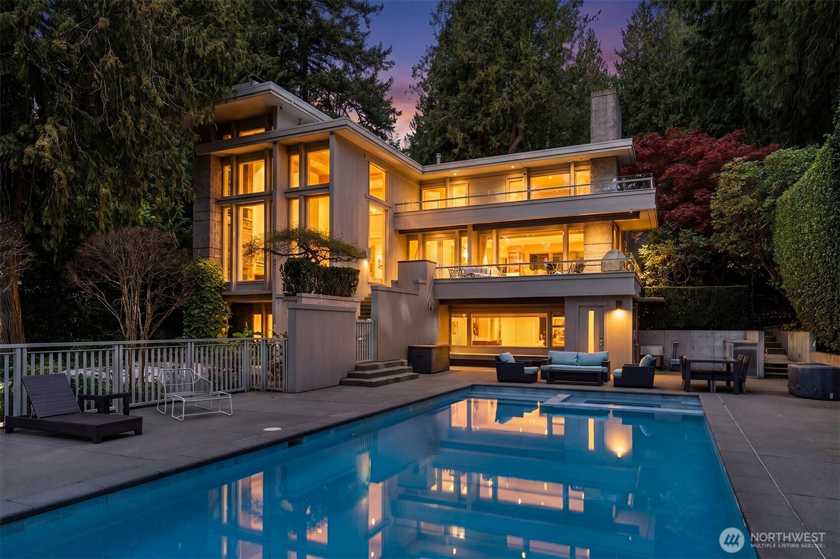 3445 Hunts Point Road Hunts Point WA 98004