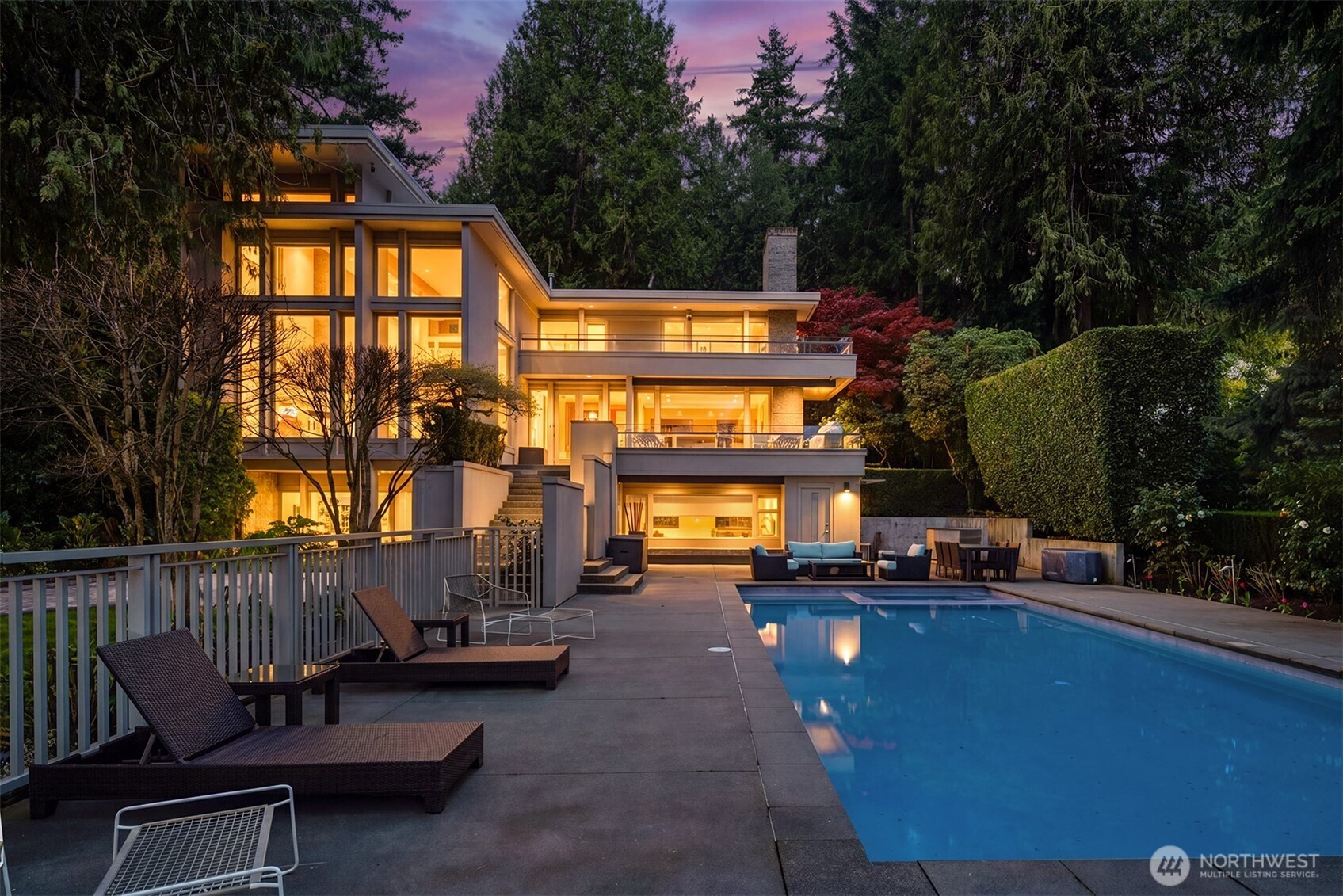3445 Hunts Point Road Hunts Point WA 98004