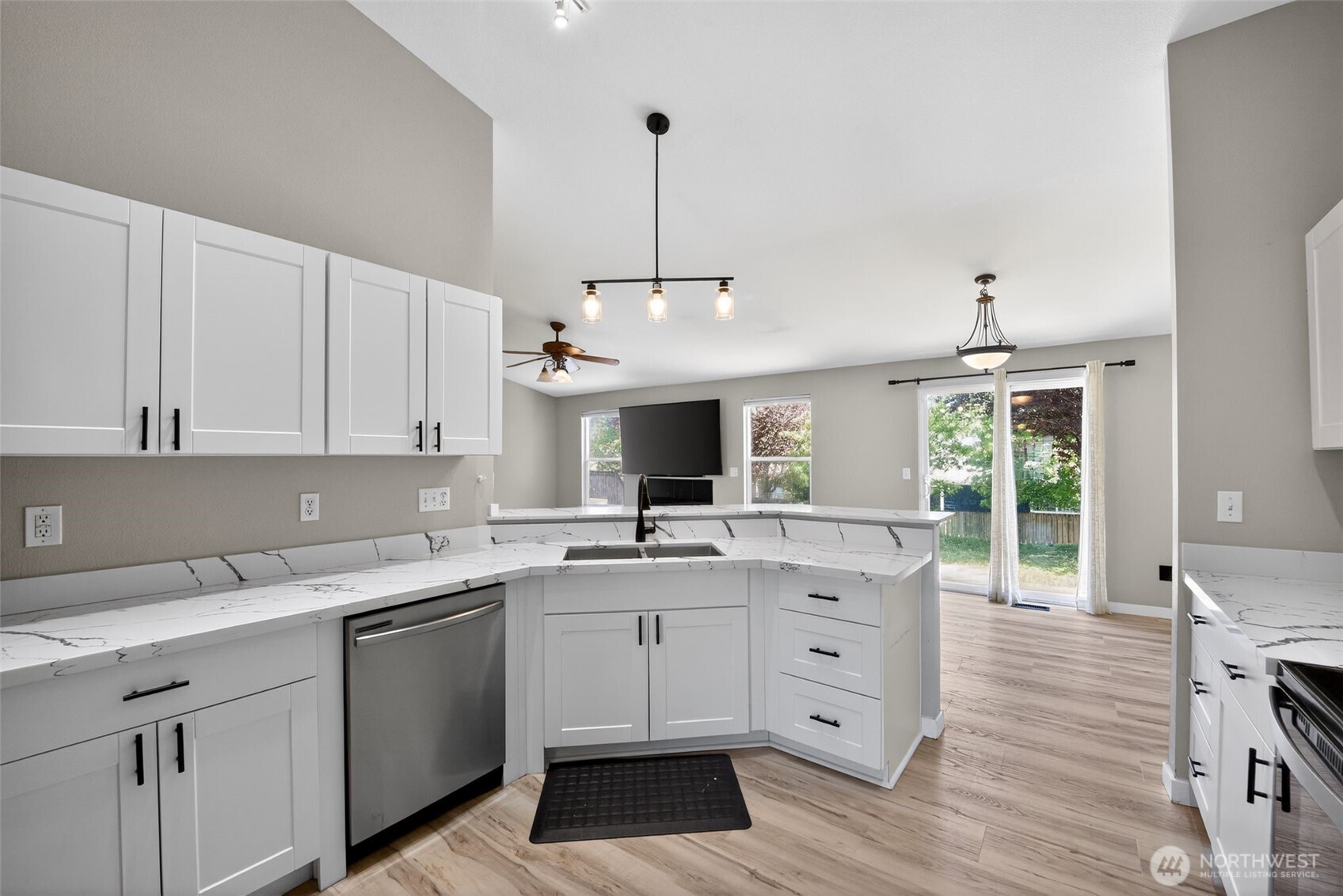 926 Chatham Dr SE Olympia WA 98513