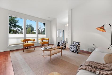 15329 SE 43rd Place Bellevue WA 98006