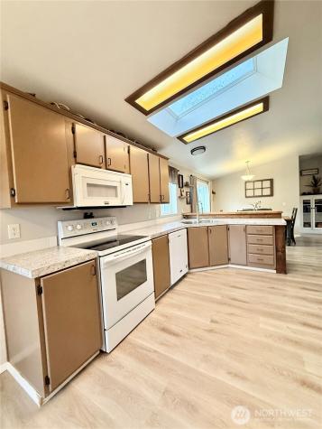 859 Highway 7 Tonasket WA 98855