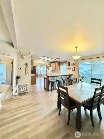 859 Highway 7 Tonasket WA 98855