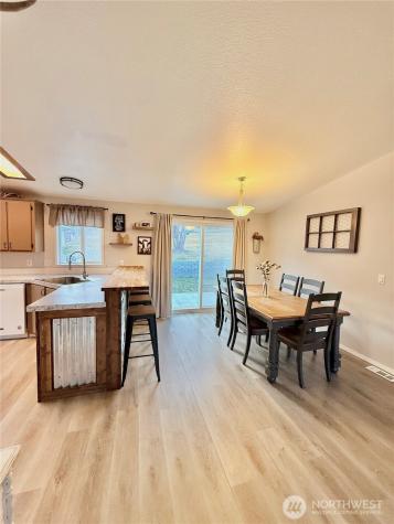 859 Highway 7 Tonasket WA 98855