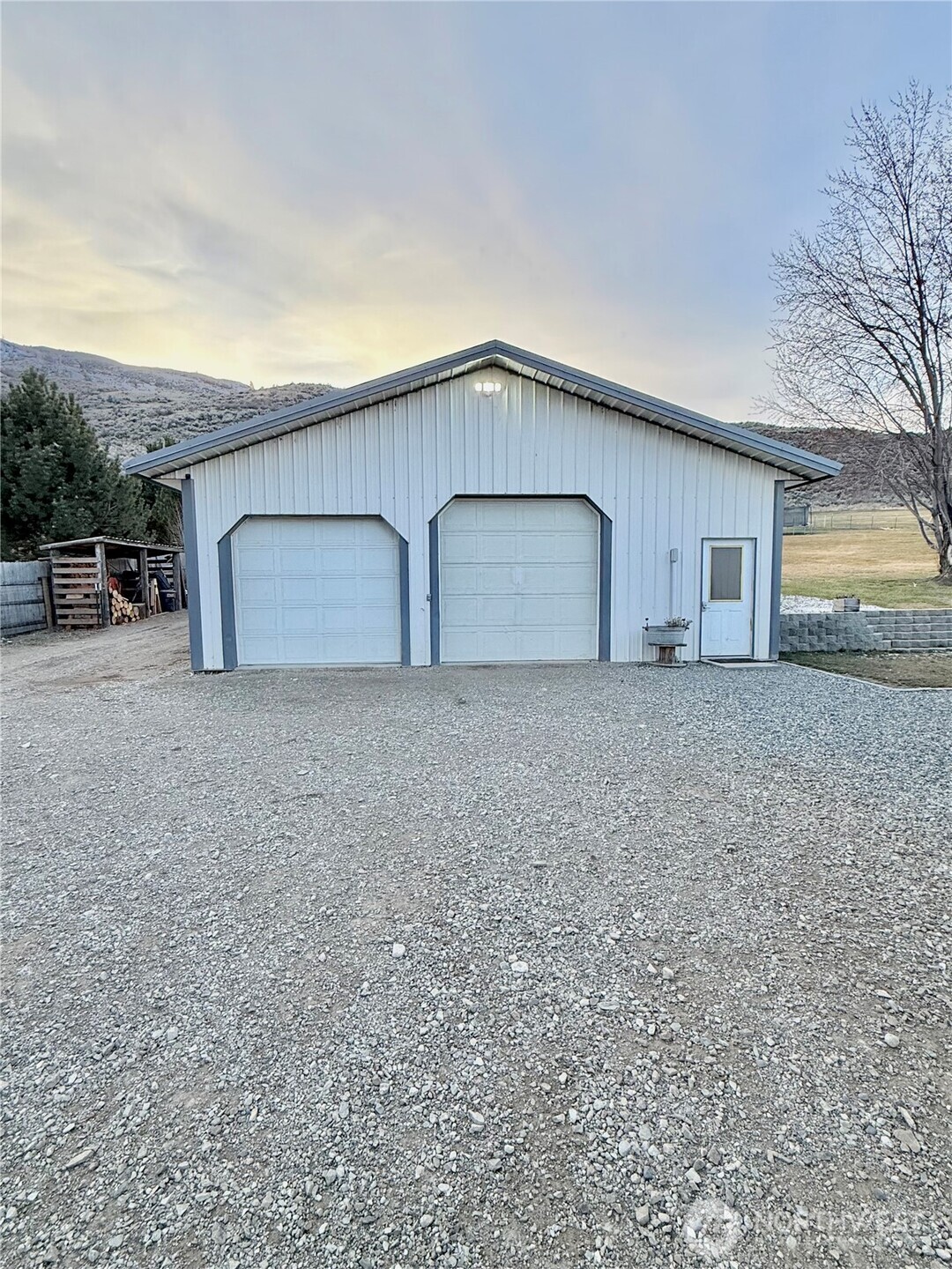 859 Highway 7 Tonasket WA 98855