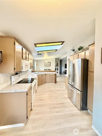 859 Highway 7 Tonasket WA 98855