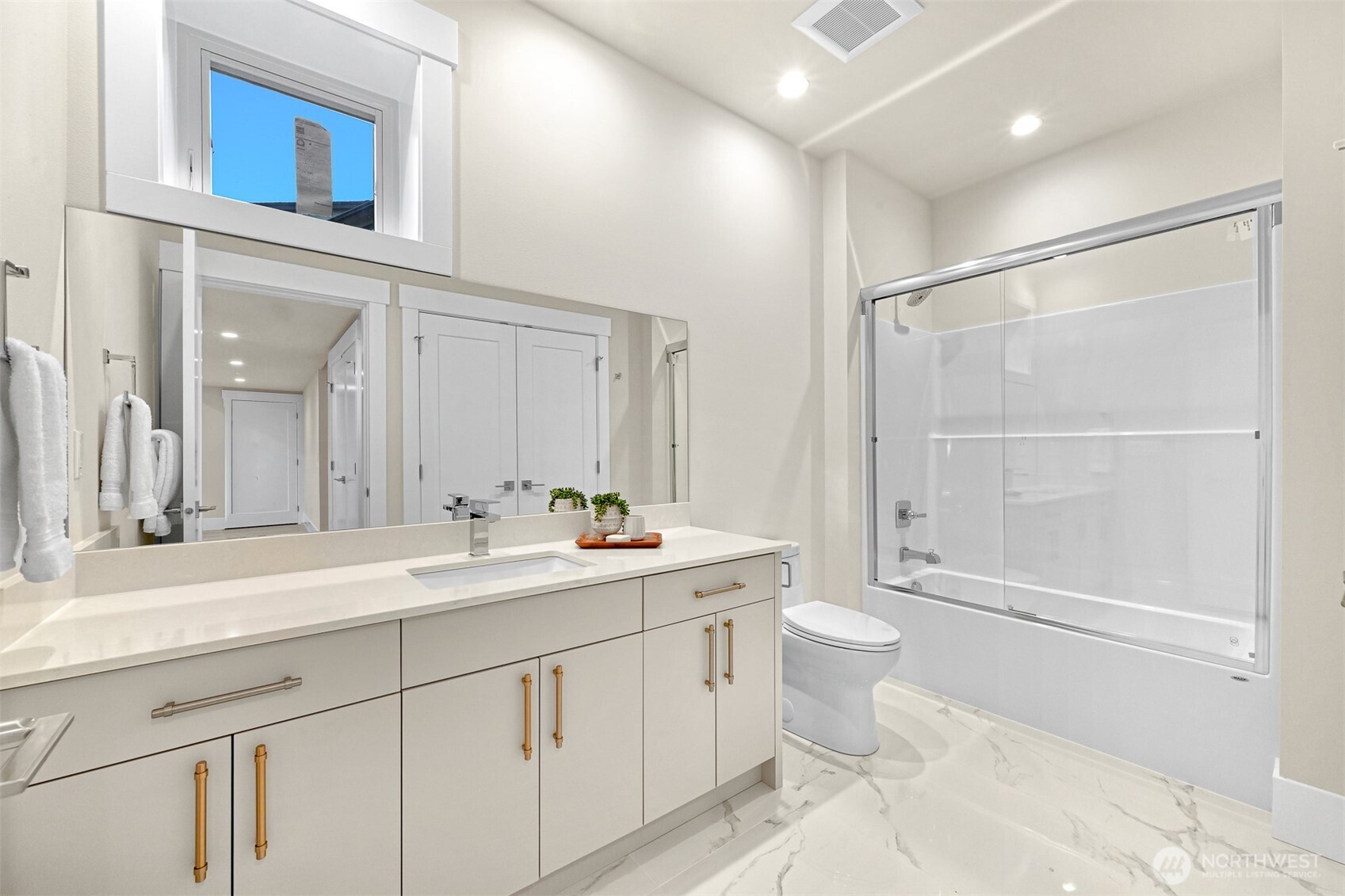 3713 Bristol Street Bellingham WA 98226