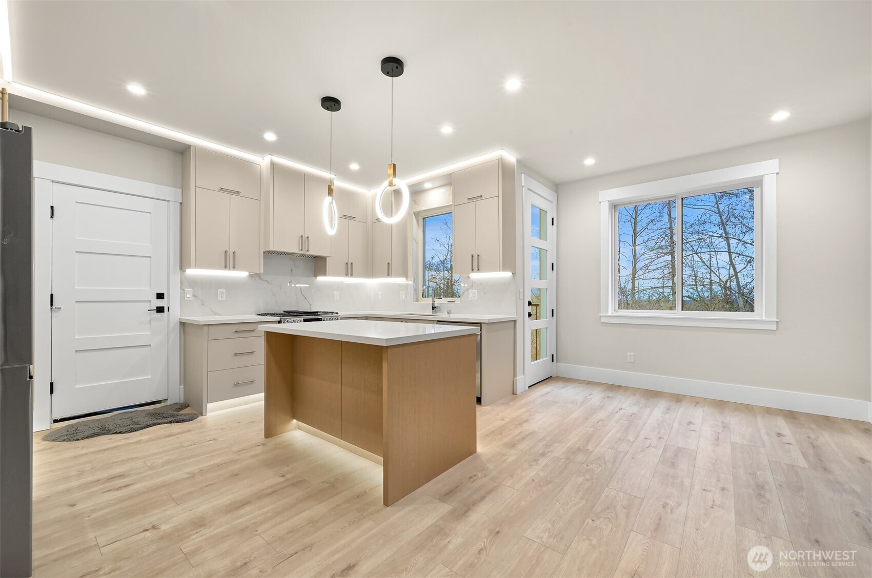 3713 Bristol Street Bellingham WA 98226