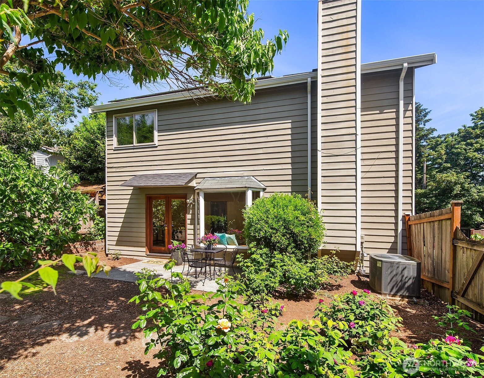 4831 37th Avenue NE Seattle WA 98105