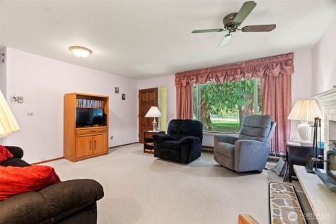 11414 2nd Ave SE Everett WA 98208