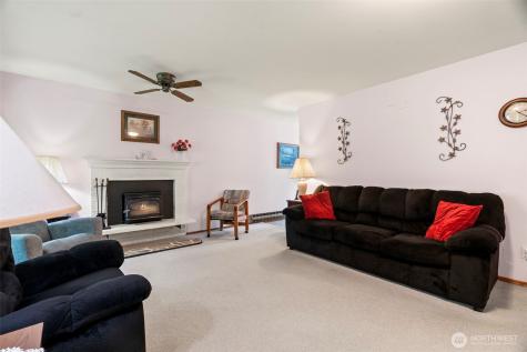 11414 2nd Ave SE Everett WA 98208