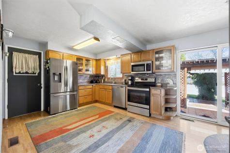 1840 W 11th Avenue Kennewick WA 99337