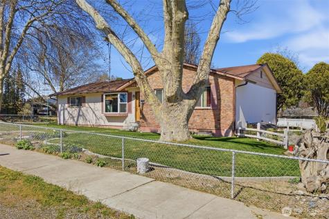 1840 W 11th Avenue Kennewick WA 99337