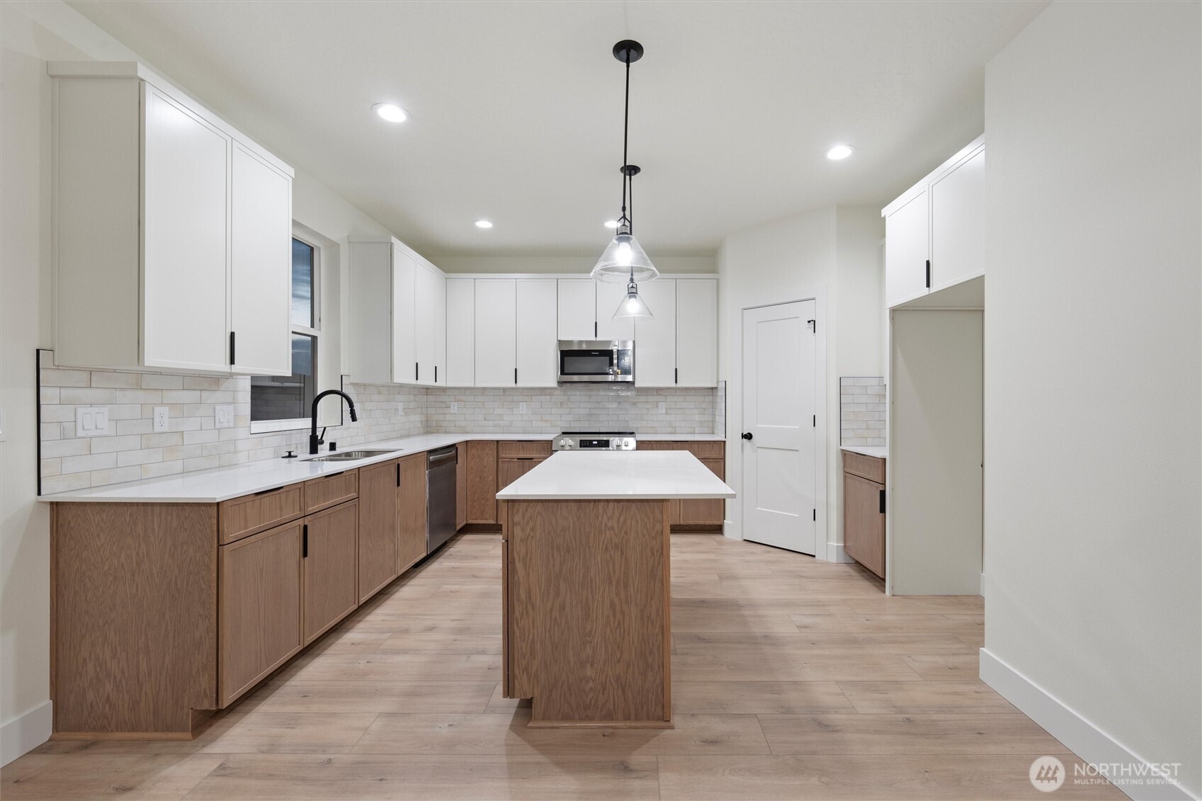 722 N Street NE Quincy WA 98848