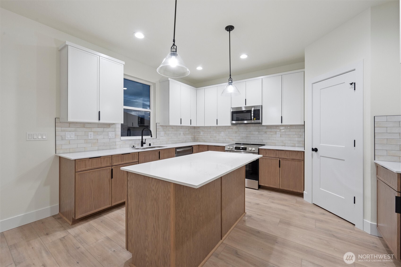 722 N Street NE Quincy WA 98848