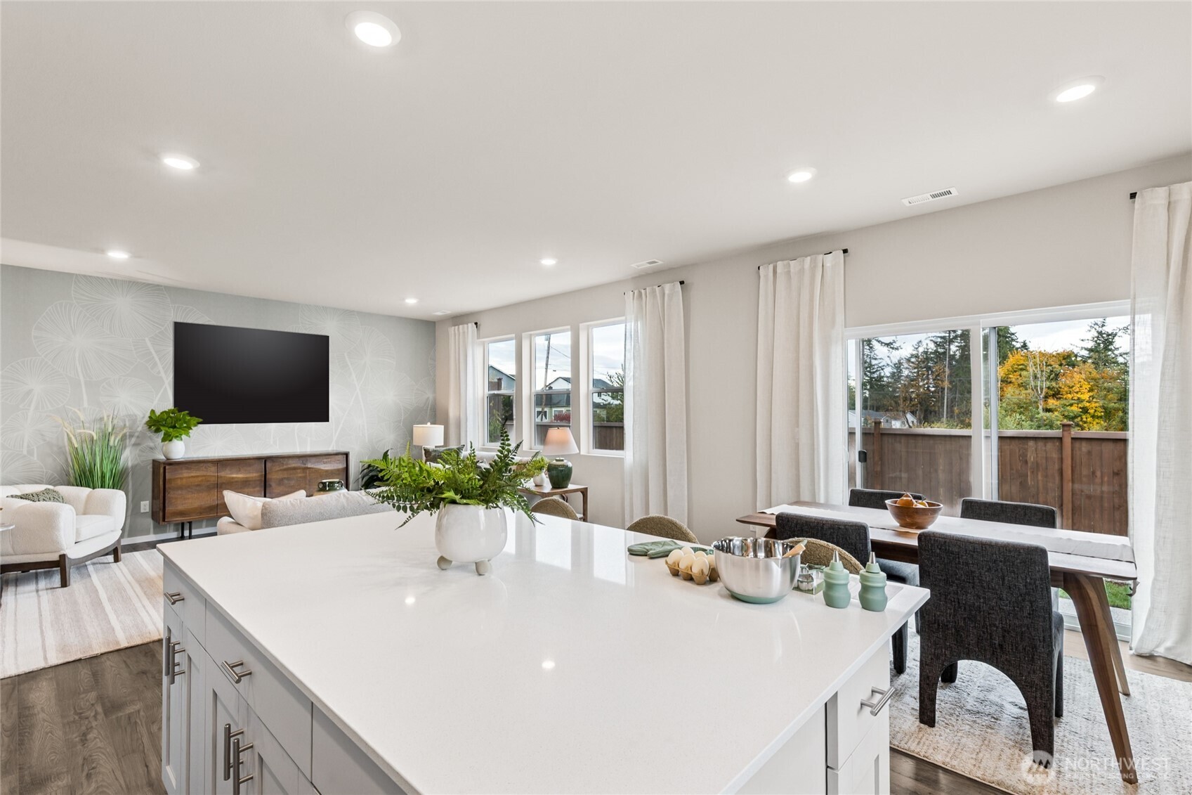 543 Wall Street Buckley WA 98321