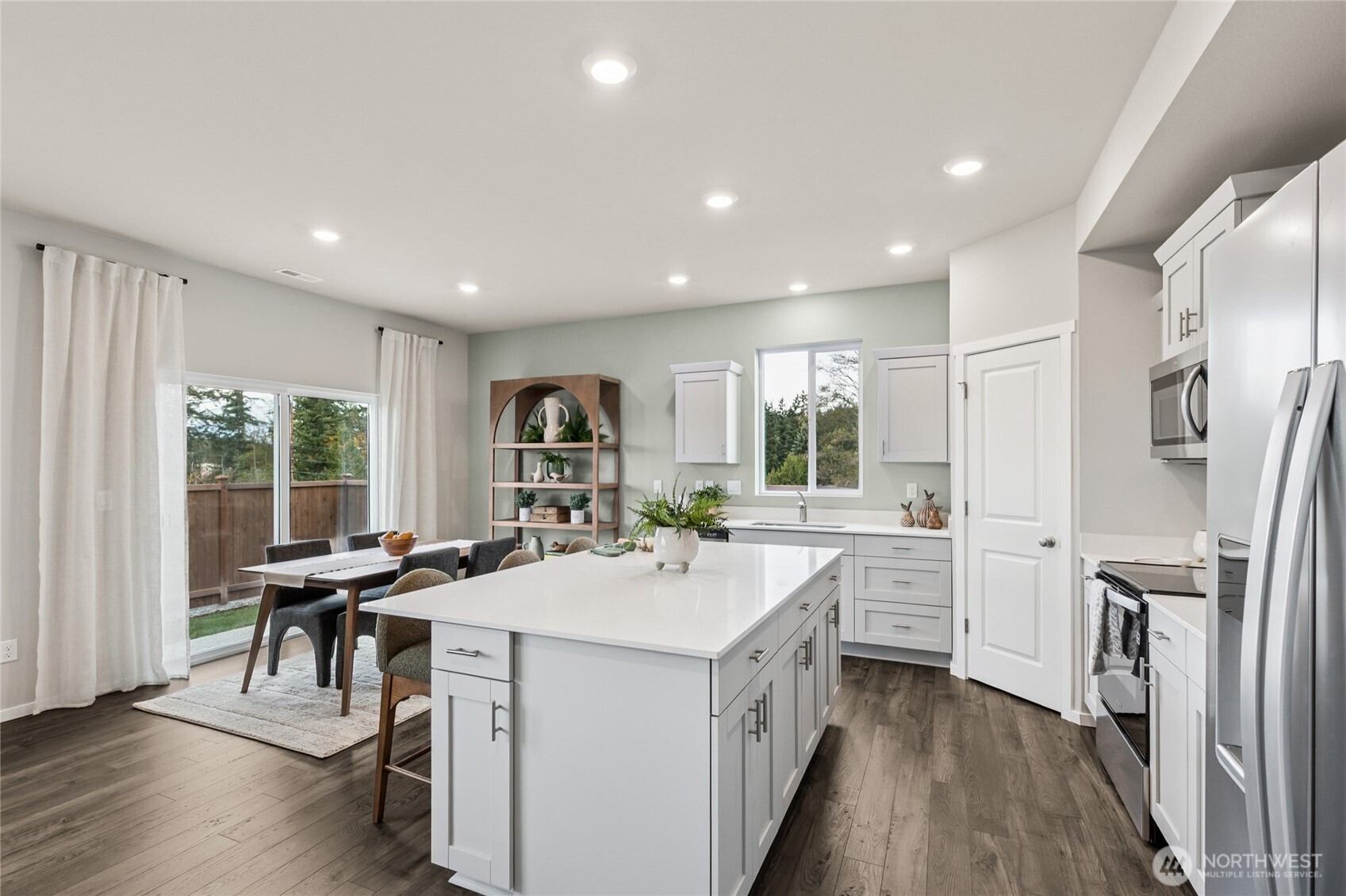543 Wall Street Buckley WA 98321
