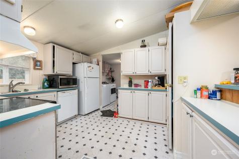 1029 State Street Sedro Woolley WA 98284