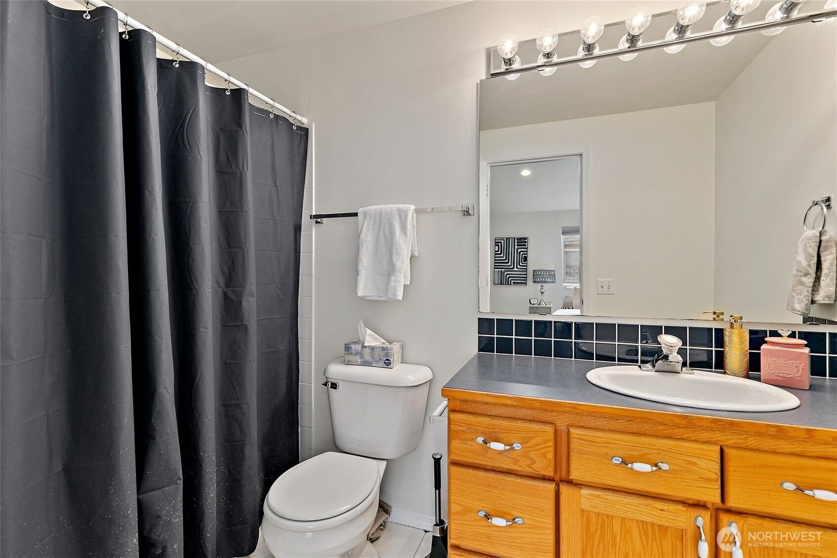 9038 Mary Avenue NW Seattle WA 98117