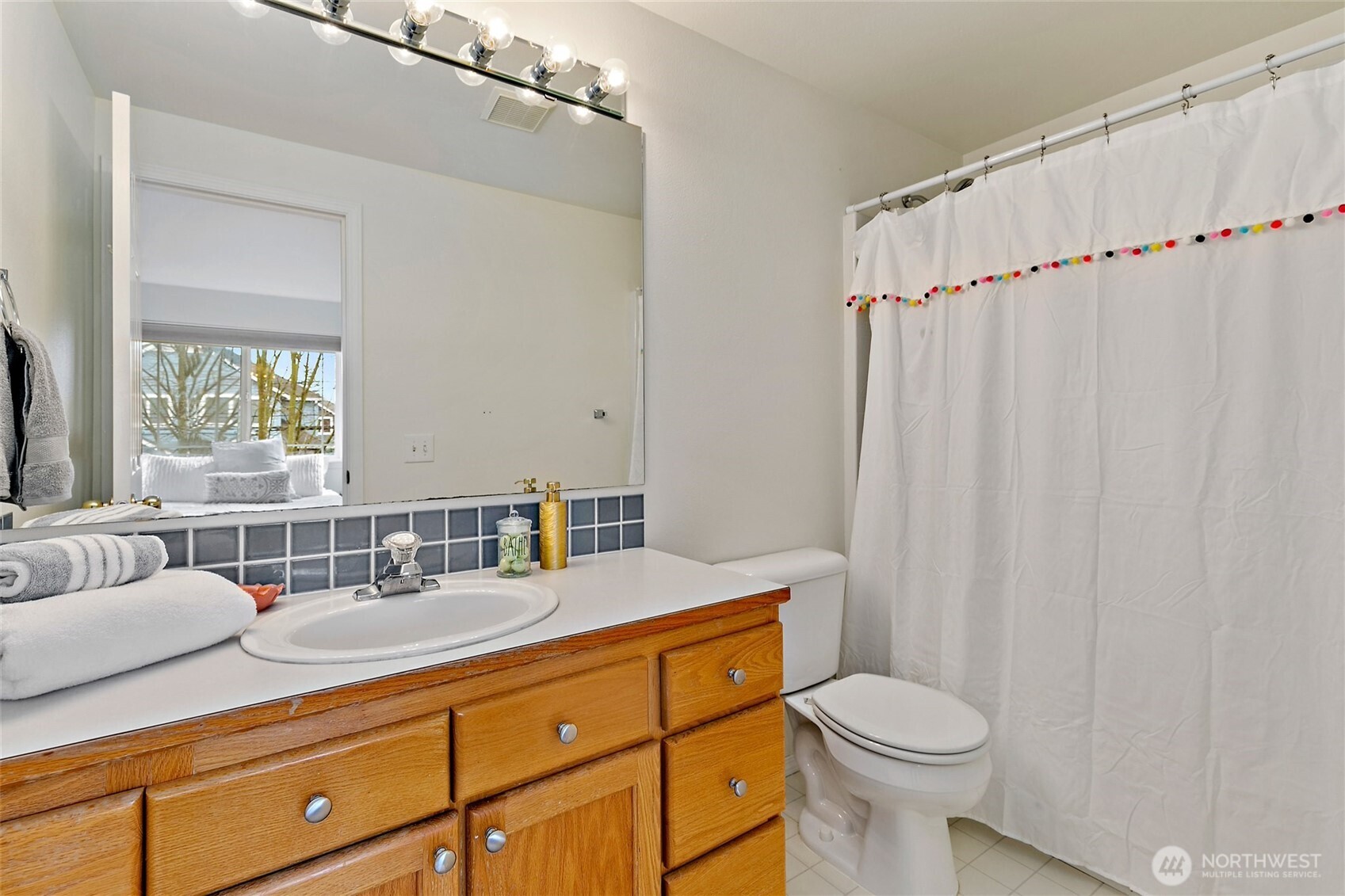 9038 Mary Avenue NW Seattle WA 98117