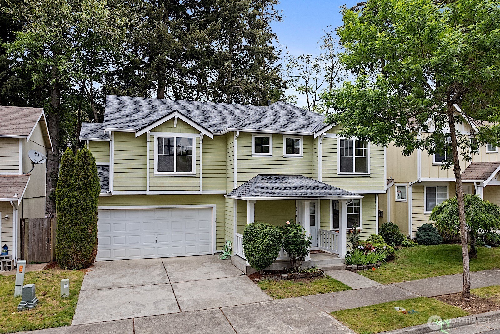 807 29th Avenue SE Puyallup WA 98374