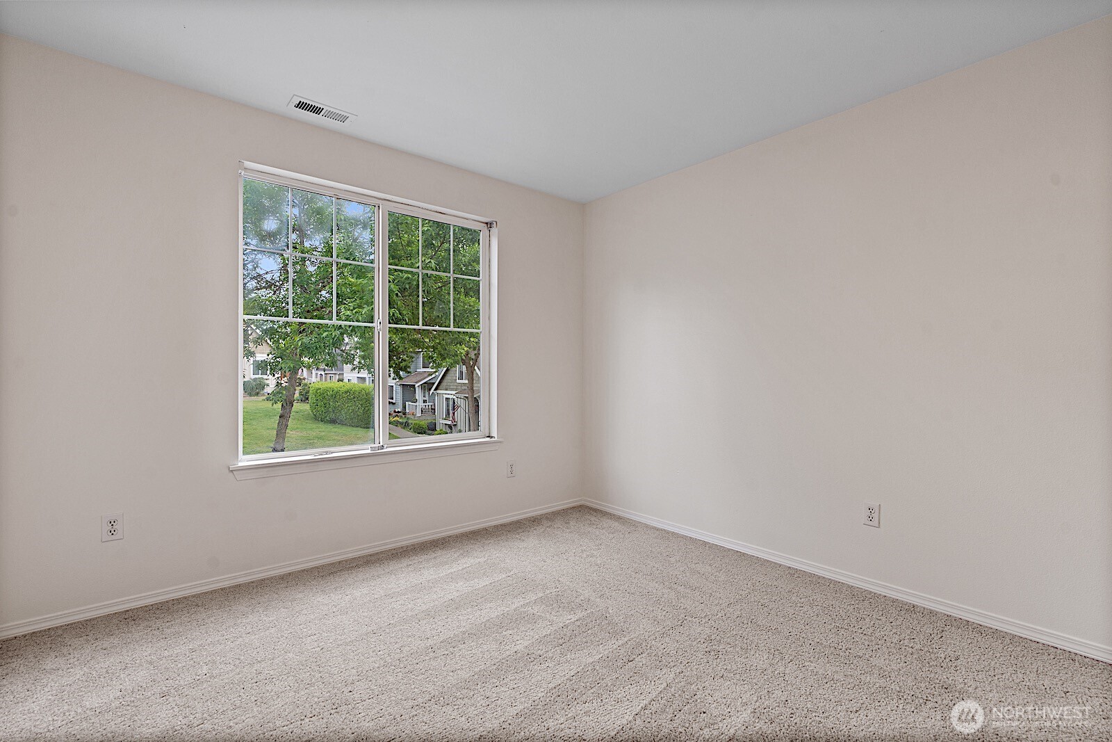 807 29th Avenue SE Puyallup WA 98374