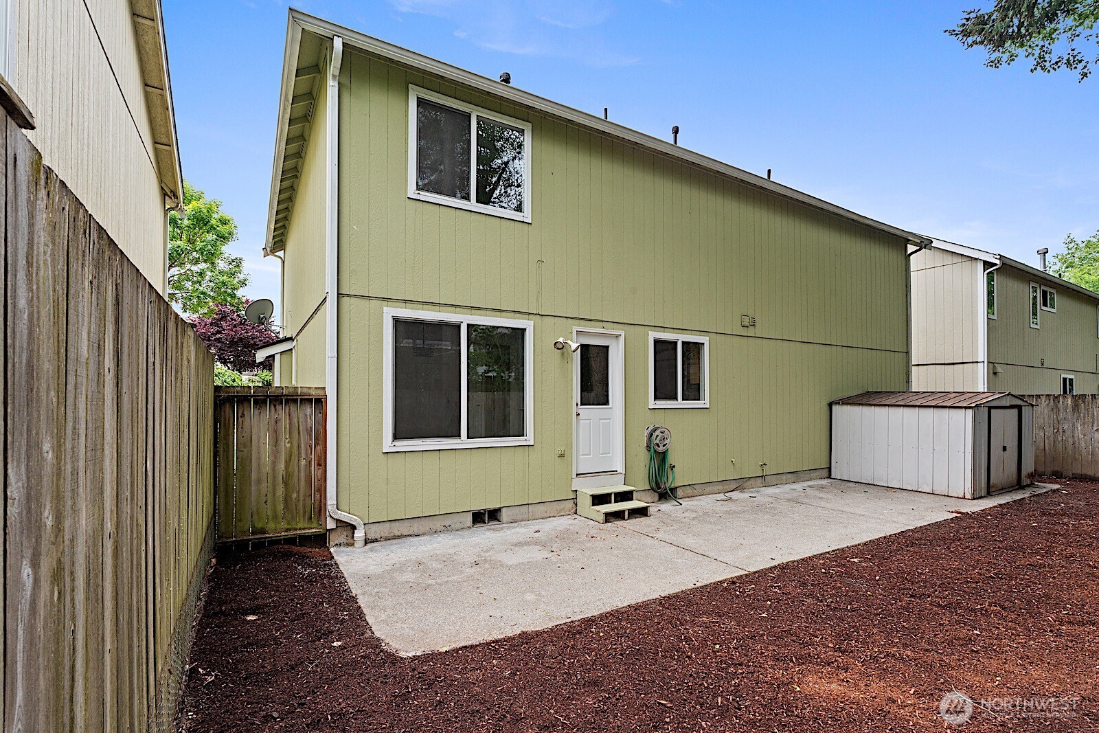 807 29th Avenue SE Puyallup WA 98374