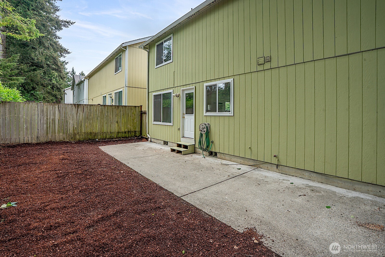 807 29th Avenue SE Puyallup WA 98374